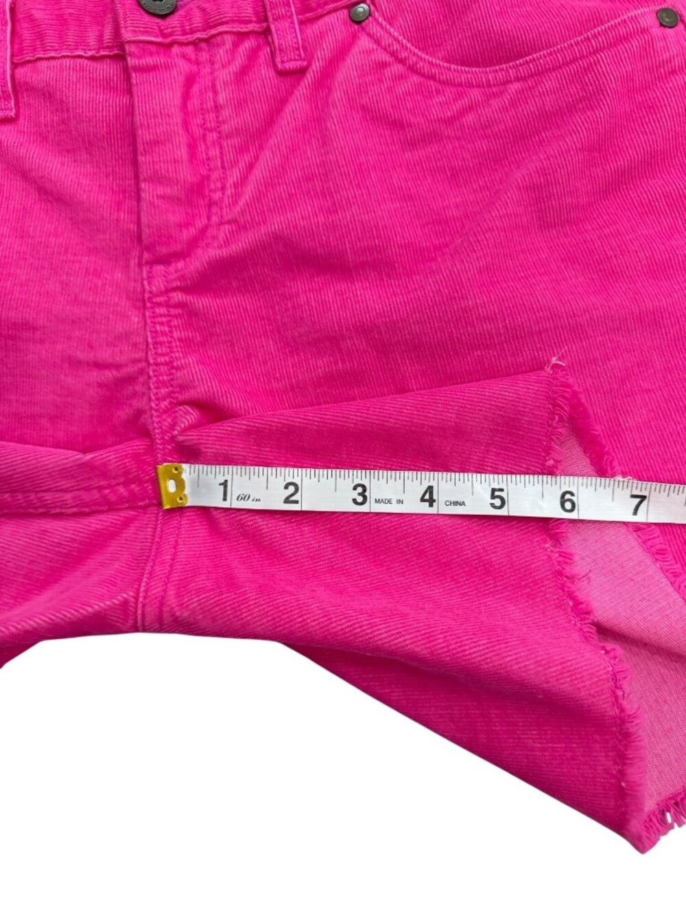 Carve Designs Womens Size 6 Oahu Shorts Corduroy Hot Pink Frayed Hem 5" - Picture 6 of 7